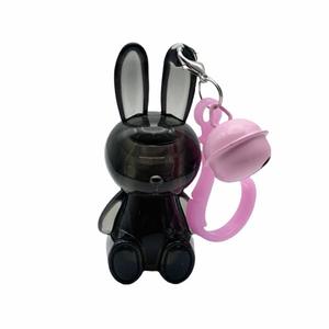 Gege Bear Little Black Rabbit Gloss à lèvres crémeux hydratant longue tenue, haute pigmentation, végétalien, minéral, effet brillant avec miroir - Product Image 3