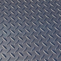 Tapis de marche antidérapant en acier au carbone Q235B galvanisé à chaud pour plateformes industrielles et passerelles - Vente chaude