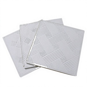 Plaque de plafond carrée en PVC blanc, panneau de faux plafond imperméable, ignifuge, décoratif, pour plafond intérieur - Product Image 3