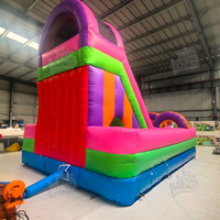 Toboggan gonflable géant commercial en PVC, thème arc-en-ciel coloré, pour enfants, aire de jeux extérieure, location pour événements et fêtes