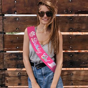 Écharpe d'anniversaire pour femme avec feuille irisée rose vif, style cowgirl disco, pour décoration de fête western - Product Image 2