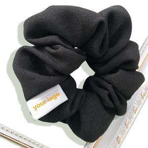 Op maat gemaakte linnen blauwe haarband, uitgerekt scrunchie van zijde satijn met logo, effen kleur zijden scrunchies haarbandjes voor vrouwen - Product Image 1