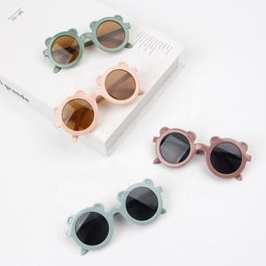 Nouvelles lunettes de soleil pour enfants, dessin animé, mignonnes, forme d'ours, monture pour filles, lunettes de soleil pour enfants, rondes, style street, lunettes de soleil pour bébé garçon, lunettes de soleil mignonnes - Product Image 2