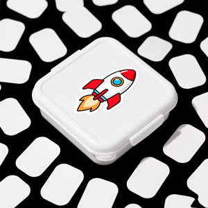 Étiquette transparente personnalisée pour gobelets en PP, résistante à l'eau, avec logo sur mesure pour jus, bubble tea et café - Product Image 6