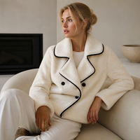 Manteau court en laine pour femme, sur mesure en usine, avec revers à passepoil contrastant et double boutonnage, commande en gros OEM