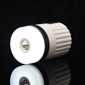 Lámpara de Camping LED Portátil Recargable con Asa para Uso en Exteriores - Product Image 4