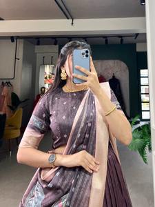 Collection 2025 : Lehenga Choli en Soie Imprimé Kalamkari, Tenue de Soirée Moderne avec Broderie de Paillettes, Couleur Personnalisable, Séchage Rapide, Toutes Saisons - Product Image 2