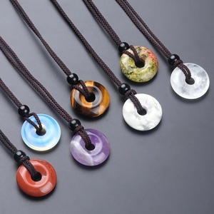 Jingfa - Collar de Cristal con Colgante de Donut de 30 mm, Cuerda Ajustable, Cristal de Chakra, Amuleto de la Suerte - Product Image 4