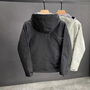 Chaqueta de Trabajo con Capucha para Hombre, Otoño/Invierno 2025, Apta para Uso Diario Informal y Deportivo, Bolsillo Utilitario Ajustable, Estilo Urbano - Product Image 4