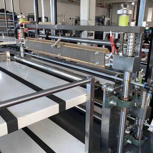 Máquina Automática para Hacer Bolsas Protectoras de Columnas de Aire para Embalaje de Botellas de <span class=keywords><strong>Vino</strong></span> - Product Image 3