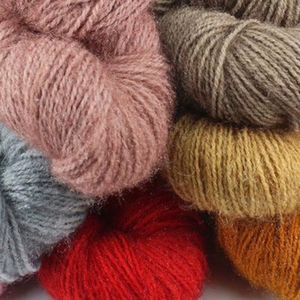 Qipaomuu — fil <span class=keywords><strong>de</strong></span> cachemire scintillant en écureuil, épais et doux, Crochet, pour bricolage, fournitures <span class=keywords><strong>de</strong></span> écharpes <span class=keywords><strong>de</strong></span> chapeau, 150 g/<span class=keywords><strong>lot</strong></span> - Product Image 2