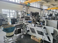 Meilleure vente Rebobineuse non-stop de rouleaux d'étiquettes entièrement automatique avec machine à refendre et à découper automatique avec servomoteur