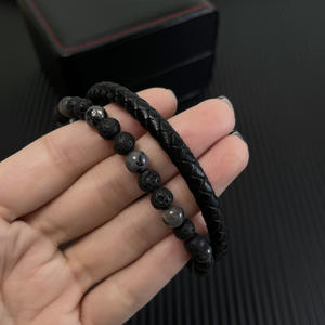 Nouveau <span class=keywords><strong>bracelet</strong></span> tendance en cuir véritable multi-couches avec perles œil <span class=keywords><strong>de</strong></span> <span class=keywords><strong>tigre</strong></span> tissées à la main et fermoir magnétique en <span class=keywords><strong>pierre</strong></span> <span class=keywords><strong>de</strong></span> <span class=keywords><strong>lave</strong></span> pour <span class=keywords><strong>homme</strong></span> - Product Image 4
