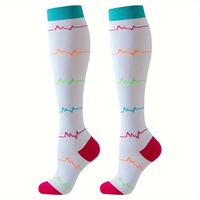 Chaussettes de compression montantes personnalisées avec logo, imprimé jacquard athlétique, pour infirmières, travail et voyage
