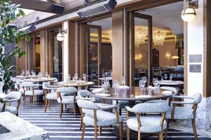 Tùy Chỉnh Thực Hiện Hiện Đại Đồ Nội Thất Ăn Uống Ngoài Trời Hiện Đại Bàn Ghế Cho Bar Nhà Hàng Khách Sạn Biệt Thự Căn Hộ Phòng Khách Sử Dụng - Product Image 3