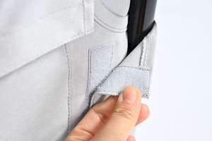 Cómodo colchón elevado para perros con refrigeración impermeable - Product Image 2