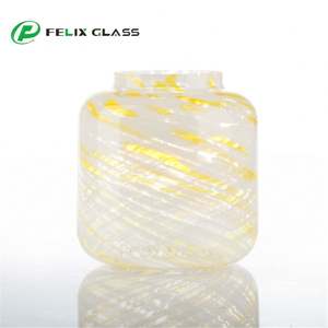 Pantalla de Lámpara de Vidrio Amarillo Resistente, Diseño Floral Industrial Moderno, Tamaño Personalizado para Lámpara Colgante de Interior, Hecha a Mano, Ecológica - Product Image 4