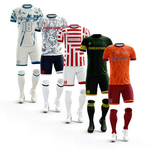 Camiseta de fútbol de malla ligera, ultra transpirable, suave, de secado rápido para entrenamiento de verano, 100% poliéster transpirable - Product Image 4
