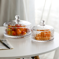 Pot de rangement cannelé en verre sodocalcique fabriqué à la machine avec couvercle transparent, disponible en deux tailles, pot décoratif en verre pour comptoir de cuisine et de salon