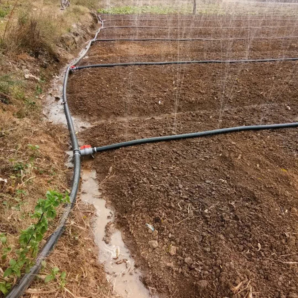 Layflat eau irrigation agricole micro tuyau de pulvérisation pour système goutte à goutte tube de pulvérisation résistant aux UV tuyau de pluie système d'irrigation