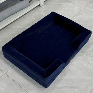 Luxuriöses, Superweiches, Komfortables Winter-Haustierbett, Orthopädisches Blaues Hunde- & Katzen-Sofa - Product Image 4