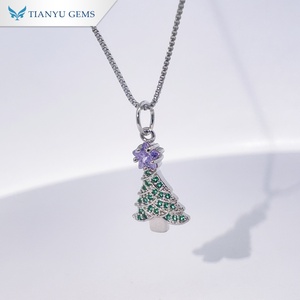 Collar con Colgante de Árbol de Navidad en Tono Plateado con Piedra Verde y Estrella Morada de Tianyu Gems, Joyería de Moda Navideña - Product Image 3