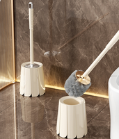 Luxe vergulde toiletborstelset met inbouwhouder, verborgen camera, flexibele kop met meerdere standen, draagbaar, PP desinfectie.