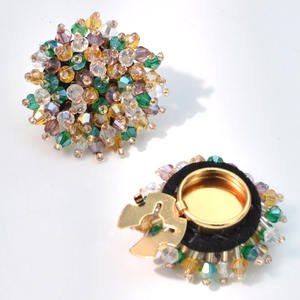 กระดุมเสื้อโลหะสีทอง ฝาครอบกระดุมคริสตัลสวา<span class=keywords><strong>รอ</strong></span><span class=keywords><strong>ฟ</strong></span><span class=keywords><strong>ส</strong></span><span class=keywords><strong>กี้</strong></span> ชุดกระดุมข้อมือและคลิปหนีบเนคไท งานฝีมือประดับคริสตัล ชุดเข็มกลัดและกระดุมข้อมือคริสตัล - Product Image 4