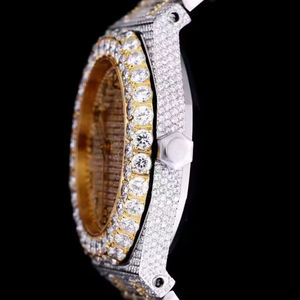 Montre de plongée en quartz de luxe personnalisée, style unisexe, mode, moissanite VVS, bracelet en acier inoxydable, étanche à 100 bars - Product Image 3