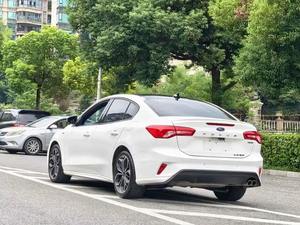 2022รถฟอร์ดโฟกัส4ประตู5-โดยสารซีดาน EcoBoost 180สายเซนต์อัตโนมัติ2WD รถยนต์ขนาดกะทัดรัดเพื่อการส่งออก - Product Image 5