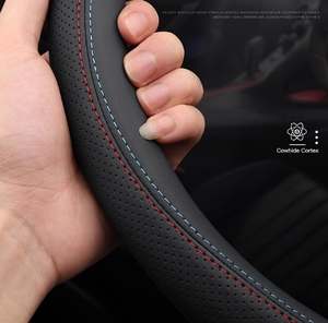 Coprivolante in pelle ultrasottile a forma di D antiscivolo per tutta la stagione traspirante traspirante universale per <span class=keywords><strong>auto</strong></span> <span class=keywords><strong>da</strong></span> uomo <span class=keywords><strong>donna</strong></span> - Product Image 4