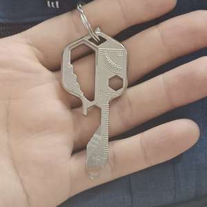 Couteau multifonctionnel en aluminium, outil portable, ouvre-bouteille, tournevis, gadget de survie, pendentif porte-clés, clé à molette - Product Image 2