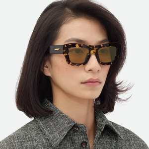 Bottega BV Retro Cat Eye Inspired Sunglasses Timeless Design Comfortable Wear for Daily Use Veneta - Product Image 2