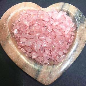 Chips di Quarzo Rosa Naturale Lucidato all'Ingrosso, Cristalli Frantumati per Feng Shui e Decorazioni Matrimoniali - Product Image 6