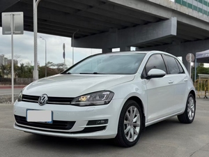 Volkswagen <span class=keywords><strong>Golf</strong></span> 1.4T Turbo 150 CV essence, conduite à gauche, 62 136 miles, toit ouvrant, hayon, blanc, modèle 2015 d'occasion, pour l'exportation - Product Image 1