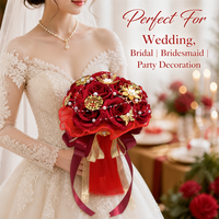 Ramo de mano nupcial rojo para boda con rosas artificiales y perlas, adorno para fiesta, estilo chino, accesorio para fotos de matrimonio, decoración