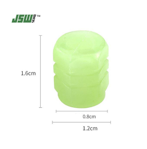 Capuchons de roue universels fluorescents en plastique <span class=keywords><strong>lumineux</strong></span> qui brillent dans le noir pour camions, véhicules, motos, SUV - Product Image 1