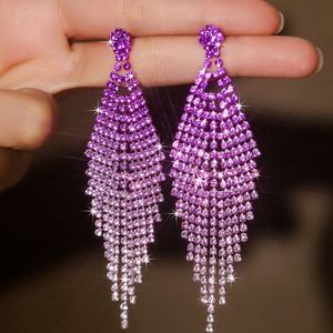 Boucles d'oreilles pour femmes en alliage de luxe tendance, style européen et américain, avec franges papillon et diamants, nouvelle collection, qualité unique et exquise, mode - Product Image 6