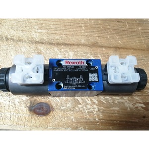 Vanne hydraulique Rexroth 4WRA6V30-23/G24N9K4/V-589 Équipement d'automatisation industrielle - Product Image 1