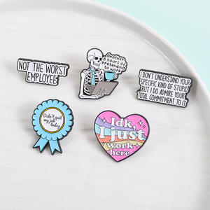 Épinglette en émail <span class=keywords><strong>sarcastique</strong></span> pour employé, épinglette en émail avec <span class=keywords><strong>phrase</strong></span> <span class=keywords><strong>sarcastique</strong></span> amusante - Product Image 2