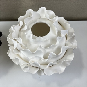 Vase à fleurs en céramique blanche nordique, vases ronds uniques, vase de table en porcelaine, décoration d'intérieur, mariage antique - Product Image 6