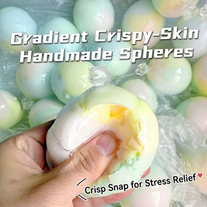 ลูกบอลบีบมือทำจากขี้ผึ้งกรอบๆ นุ่มนิ่ม บีบแล้วมีเสียง ช่วยคลายเครียด - Product Image 1