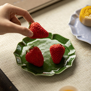 Assiette à fruits en céramique de forme irrégulière, plat à thé et à collations en porcelaine, style zen, petite vaisselle - Product Image 4