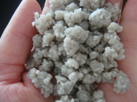100-1000 kg/h Offre Spéciale automatique plastique PP PE HDPE LDPE LLDPE Film compacteur de fibres Densification Granules Agglomérateur Machine