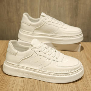 Nuevas Zapatillas Casuales para Hombre, Zapatillas Blancas Ligeras de Alta Calidad, Cómodas y Elegantes con Suela Gruesa para Aumentar la Estatura, Estilo Skate - Product Image 5