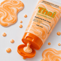 Crème éclaircissante pour le corps thaïlandaise personnalisée, lotion éclaircissante à la niacinamide pour peaux foncées et claires, OEM ODM, étiquette privée