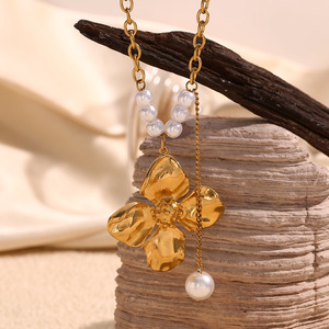 Collana elegante con ciondolo di perle imitazione fiore nuovo arrivo un pezzo placcato oro 18K gioielli in acciaio inossidabile - Product Image 4