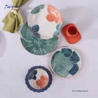 Ensemble d'assiettes et de plats en grès céramique écologique avec motifs d'impression de feuilles blanches et vertes avec assiette pour la maison