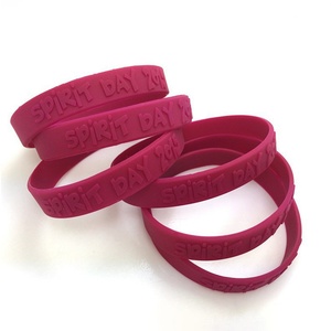 Youmigift Pulseras de Silicona Personalizadas de Alta Calidad, Pulseras de Goma con Mensaje o Logotipo, Pulsera Deportiva Dorada - Product Image 2