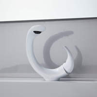 Nouveau design moderne et créatif, robinet de lavabo en laiton poli, réglable eau chaude/froide, à poser sur le comptoir, monotrou, type cascade
